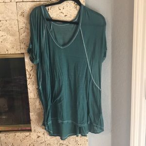 Free people tee size L